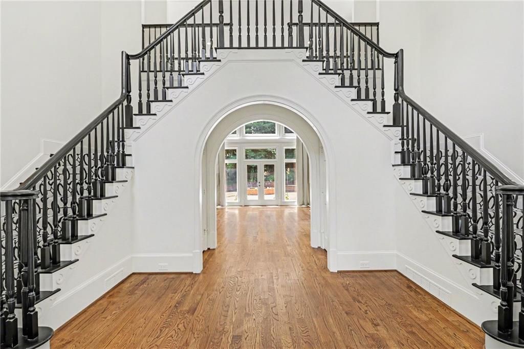 5950 Long Island Dr NW, Sandy Springs, GA - More