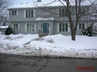 101 Heather Ln APT 2, Mankato, MN 56001