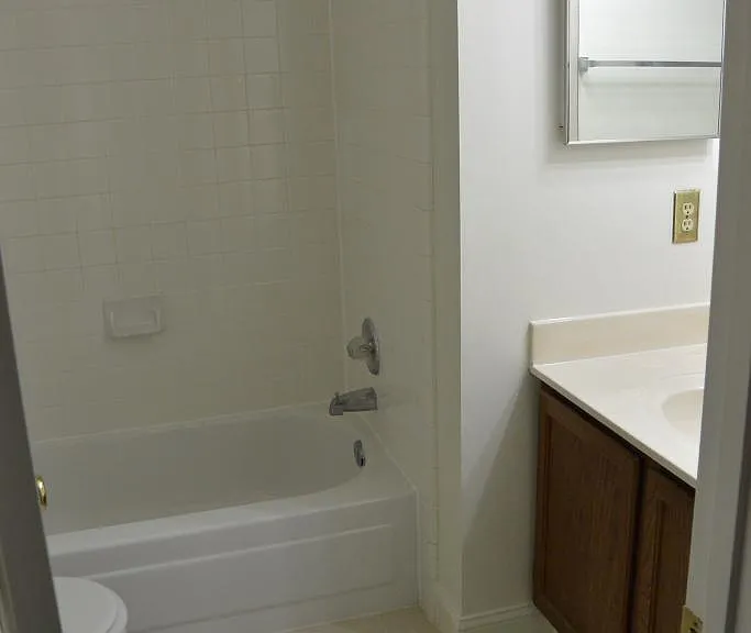 7034 Darby Towne Ct — Photo 30