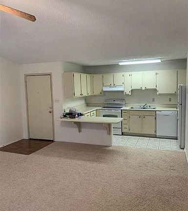 5th image of 6622 Willow Pointe Dr Unit D