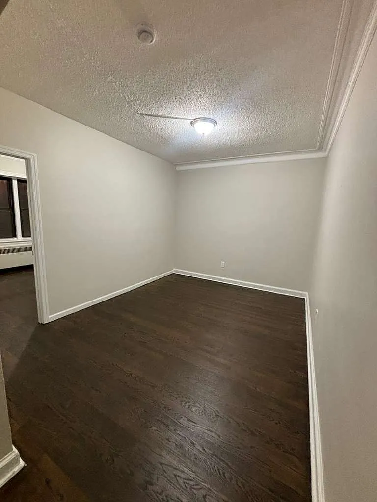 2 bed, 800 sqft, $1,895 — Photo 3