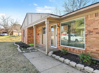 6405 Claude Ct, Fort Worth, TX 76135