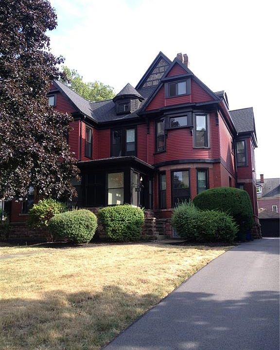 1st image of 649 W Ferry St