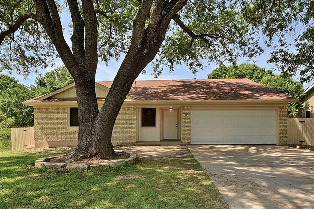1st image of 1501 Cricket Hollow Dr