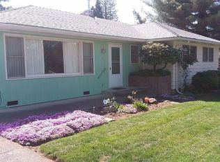 260 E Fir St, Jacksonville, OR 97530