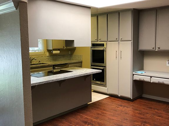 4th image of 680 Dunraven Ct