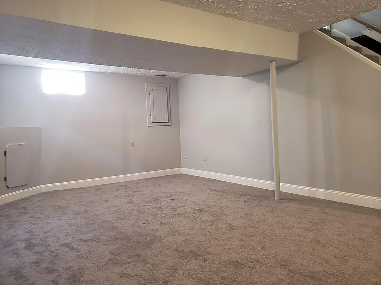 2193 Jarrow Dr — Photo 20