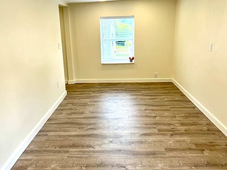 410 Milligan St NE — Photo 9