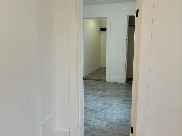 170 Pine St #4 — Photo 17