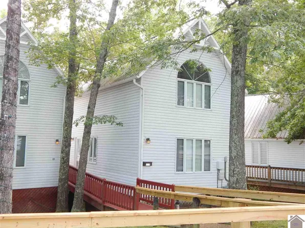 332 Bayside Dr, Grand Rivers, KY 42045