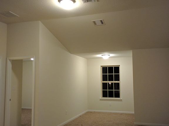 3rd image of 2215 Land Grant Way
