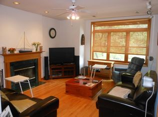 1942 W Diversey Pkwy #1 A, Chicago, IL 60614