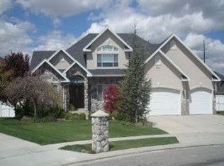 9422 S Morywood Cir, South Jordan, UT 84095