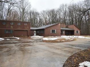 2713 W Rauch Rd, Temperance, MI 48182