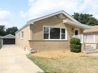 8726 S Francisco Ave, Evergreen Park, IL 60805