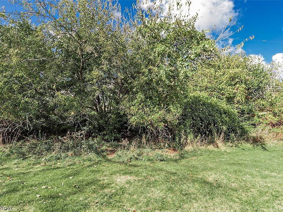 1st image of Clareshire Dr