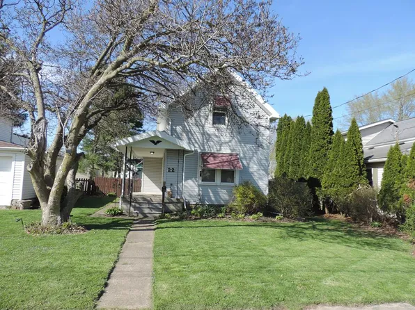 22 W Park Dr, Shelby, OH 44875
