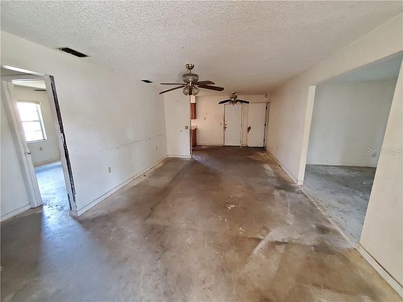 2nd image of 2034 W Patterson St