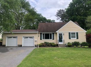 14 Alvina Blvd, Albany, NY 12203