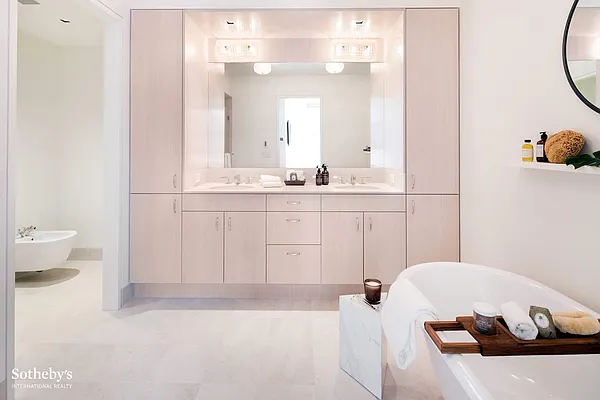 Sold by Sotheby's International Realty | media 7