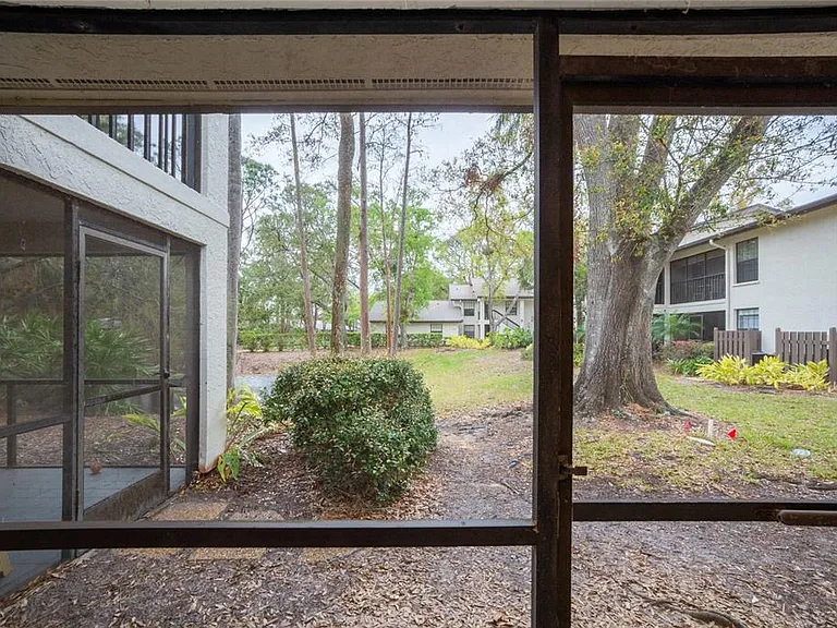 4717 Winslow Beacon #7 — Photo 25