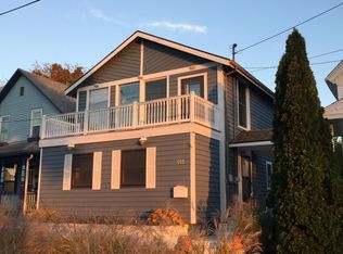 915 Lions Park Dr, Saint Joseph, MI 49085