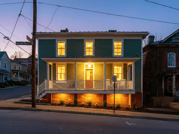 309 W Beverley St, Staunton, VA 24401