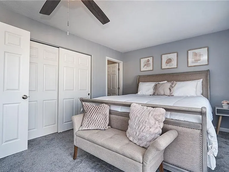 5900 Clear Springs Ct — Photo 17