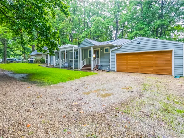 13743 S Big Oak Ln, Harbert, MI 49115