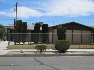 1612 Young St, Barstow, CA 92311
