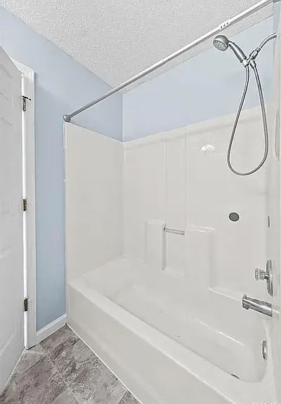 123 Woodlake Ct — Photo 20