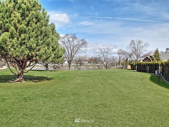 5th image of 610 S Lupine Drive
