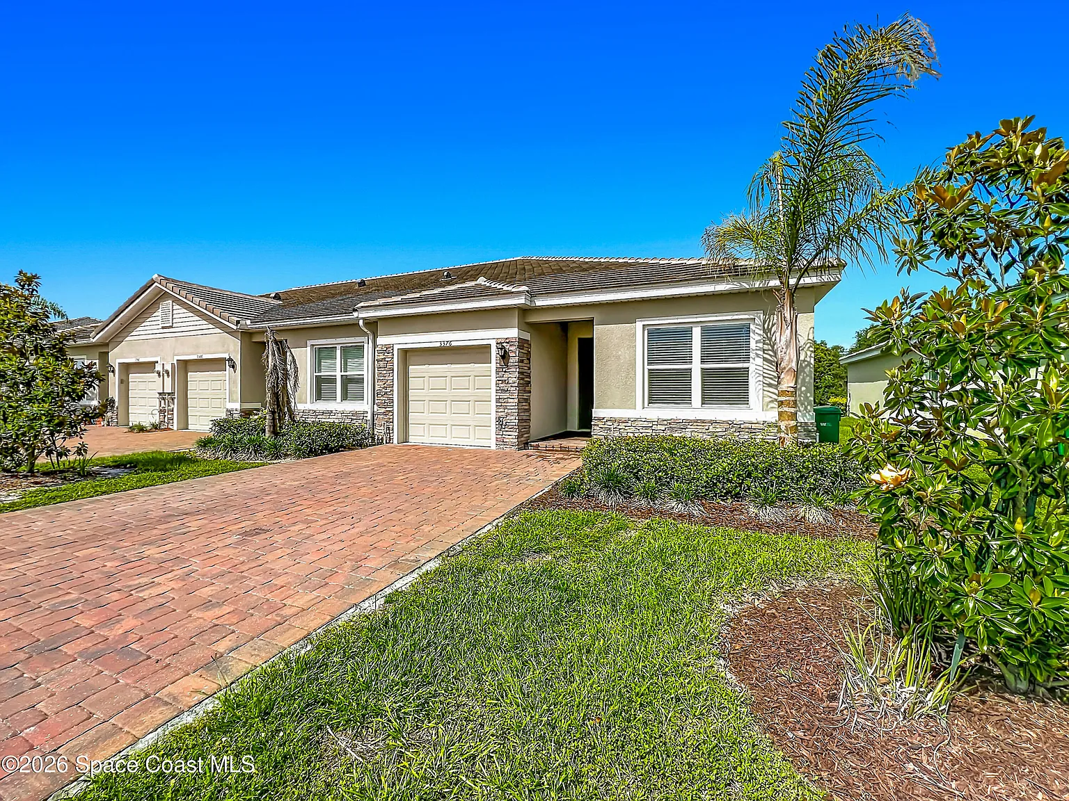 3 bed, 2.0 bath, 1574 sqft, $2,300 — Photo 4