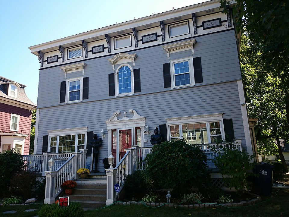 2nd image of 29 Van Winkle St