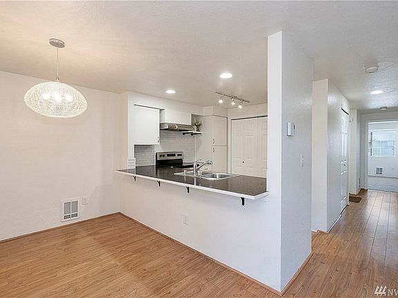 5th image of 1780 W Sunn Fjord Ln APT E203
