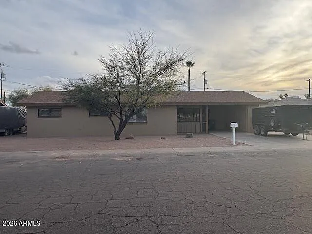 1131 E Trinity Pl — Photo 1