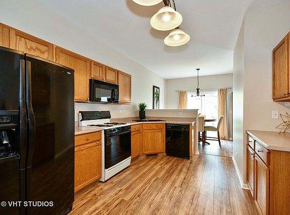 5th image of 285 Nicole Dr Unit B