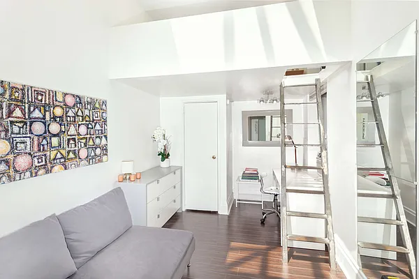 Sold by Brown Harris Stevens | media 24