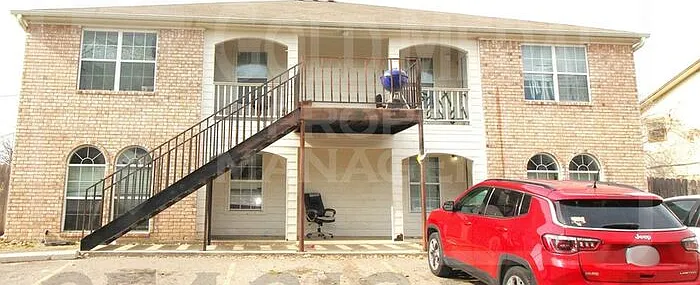 4707 Westcliff Rd #B2 — Photo 1