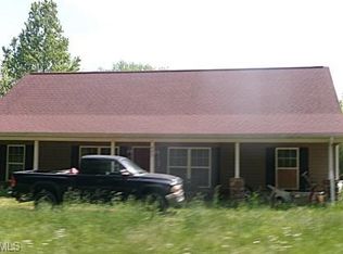 402 Somers School Rd, Hamptonville, NC 27020