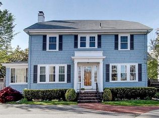 7 Angell Ct, Providence, RI 02906