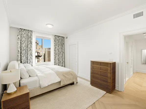 225 West 86th Street image 7 of 22