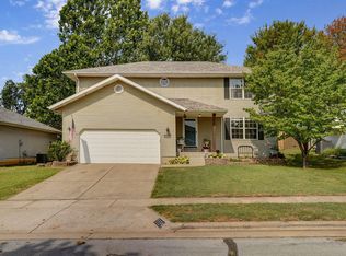 5559 S Aaron Ave, Springfield, MO 65810