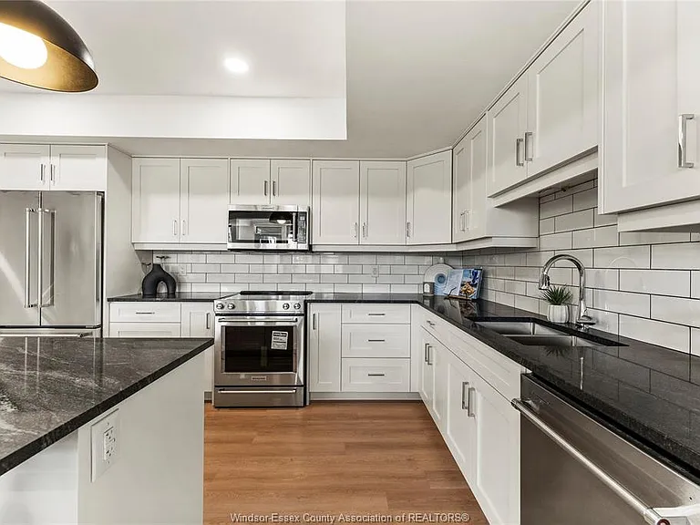 247 Brock St #103 — Photo 11