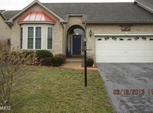 107 Radcliff Ln, Falling Waters, WV 25419