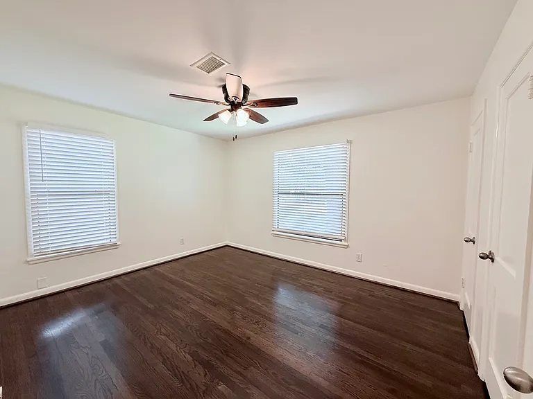 10640 Aledo Dr — Photo 13