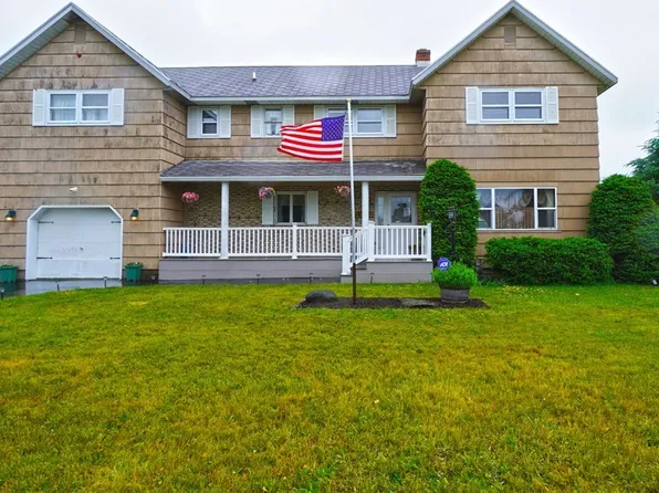 12040 Angell Rd, Silver Creek, NY 14136