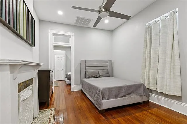 2418 Valence St — Photo 8