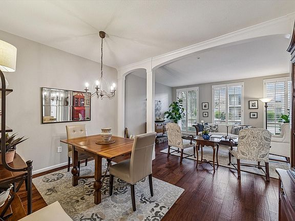 5th image of 5904 Valley Forge Dr #157