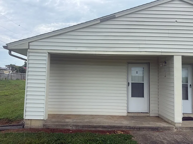 55 Honeydew Ln — Photo 2